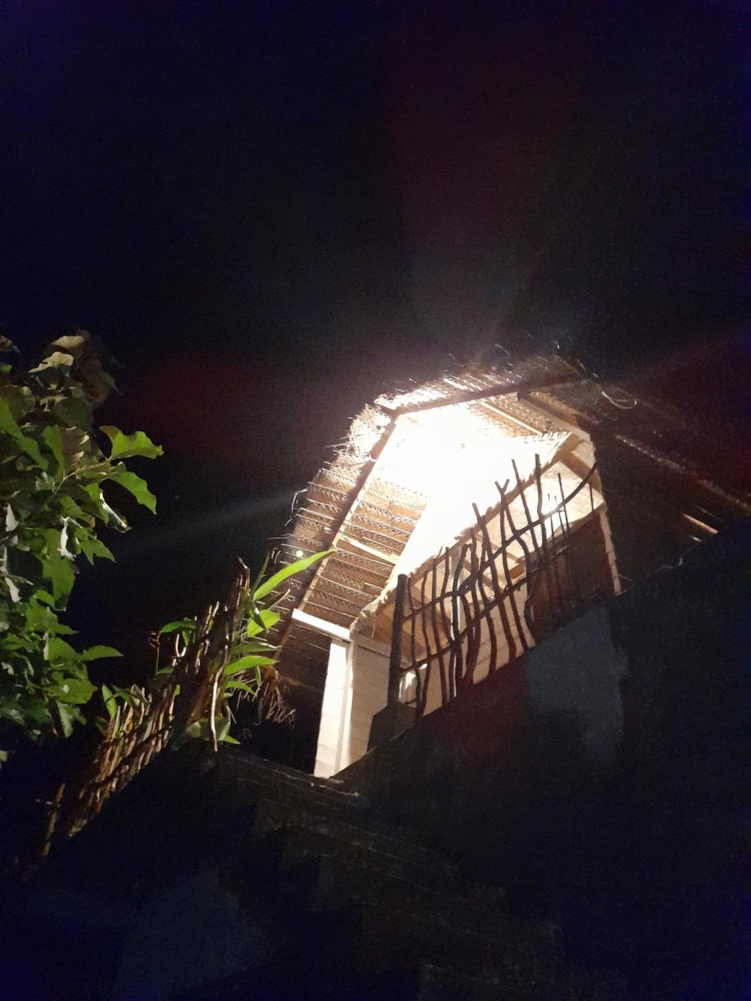 Linu Homestay 迪克韦勒 外观 照片