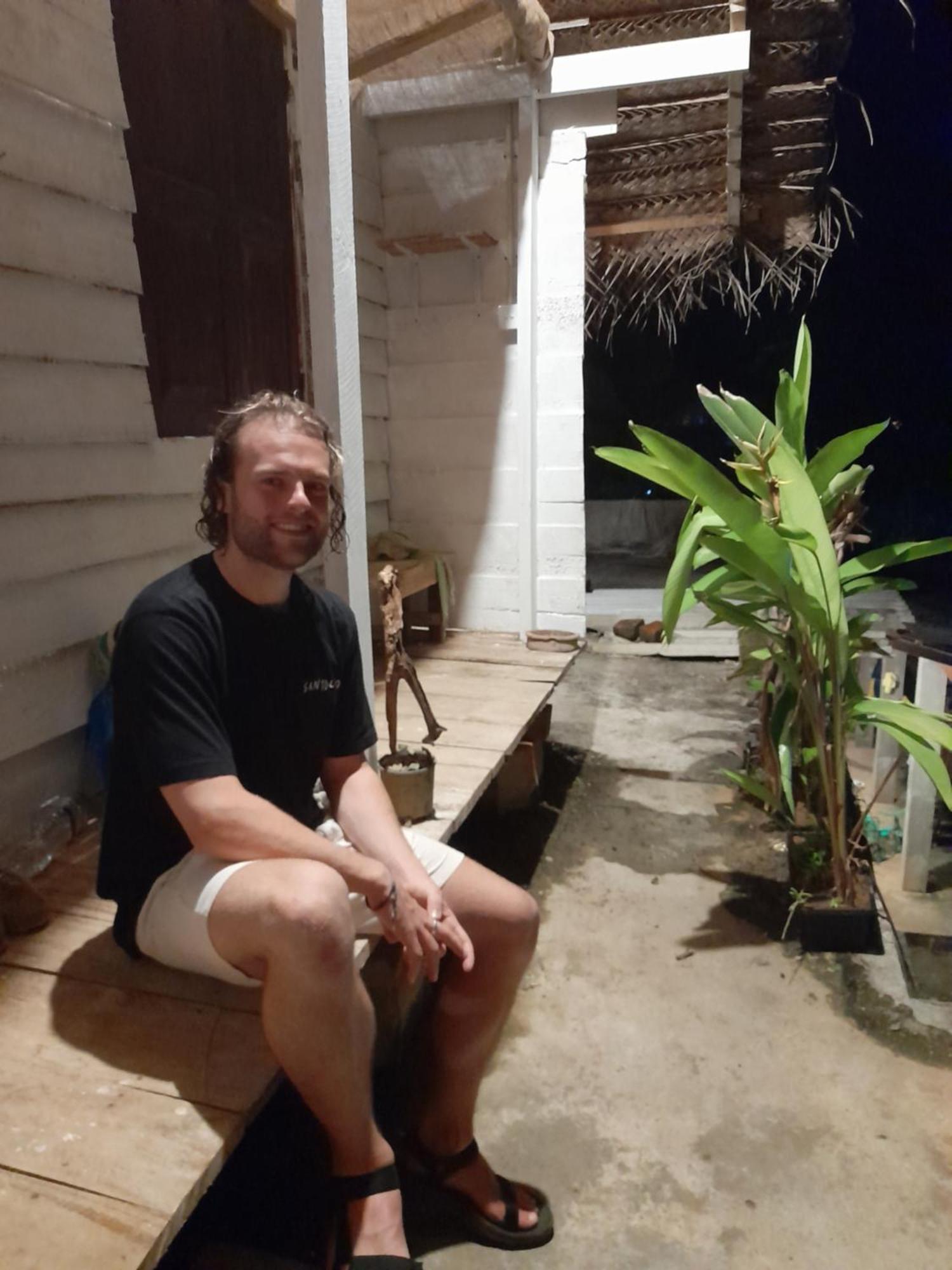 Linu Homestay 迪克韦勒 外观 照片